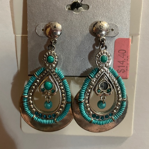 FREE WITH PURCHASE *one free item per product - Picture 2 of 2